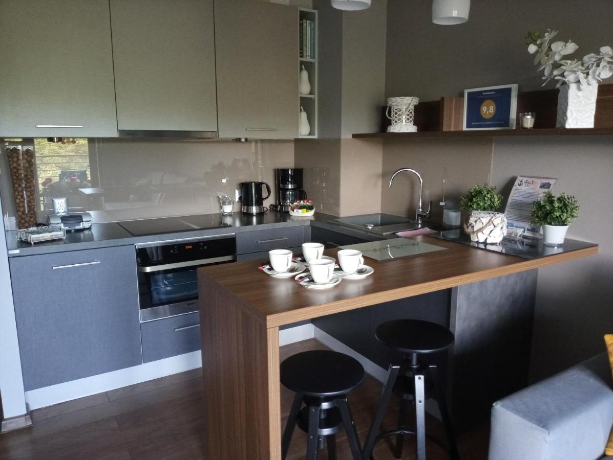 Apartament Z Widokiem Na Morze Dziwnowek Bagian luar foto
